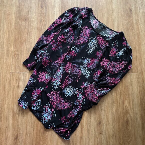 Lane Bryant Long 3/4 Sleeve Scoop Neck Blouse Floral Multi NWT Size 18/20 - Picture 1 of 6